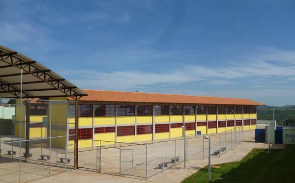 Escola Estadual de Ensino Fundamental e Médio do Bairro Itamarati, em Patos de Minas