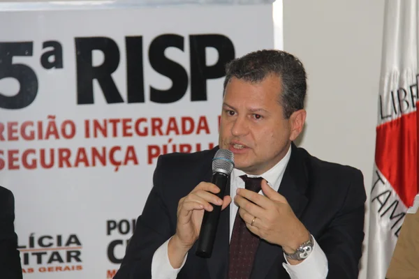 Secretário Rômulo Ferraz anuncia implantação de 54 câmeras do Olho Vivo em Uberaba