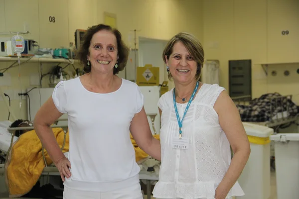 As amigas e enfermeiras Cida e Marília entraram juntas no Hospital João XXIII em 1985
