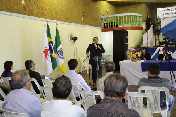 Vice-Governador em discurso na solenidade