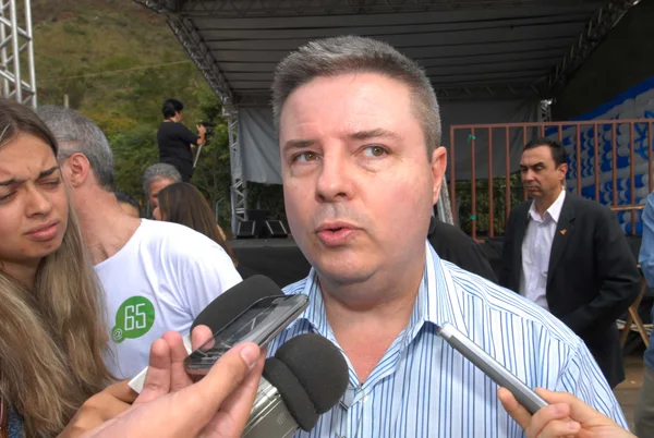 Antônio Anastasia durante entrevista na Festa de Israel