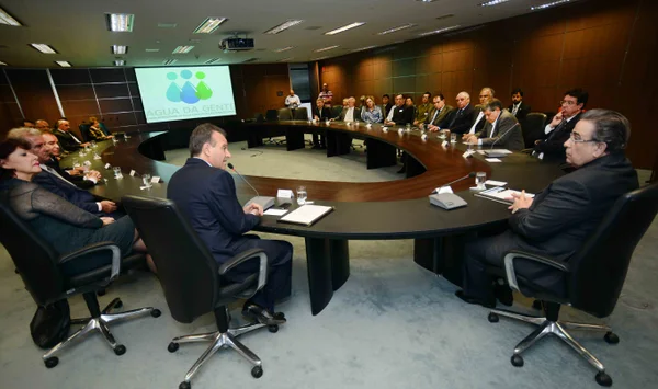 O programa Água da Gente garante aportes da ordem de R$ 4,55 bilhões a serem aplicados até 2016