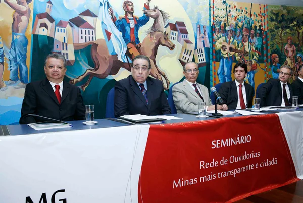 Com integração de poderes, Minas Gerais cria a primeira rede de ouvidorias do Brasil