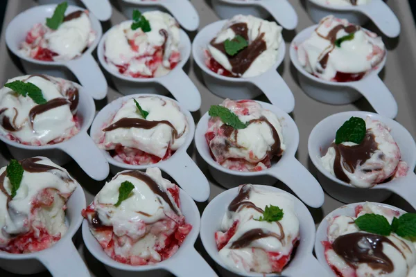 Primeira etapa do projeto Gastronomia no Morro chega ao Aglomerado Santa Lúcia
