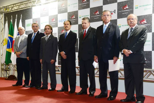 A Bienal do Automóvel ocorre a cada dois anos, com tecnologia e geração de negócios