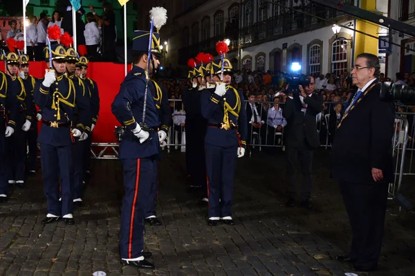A tocha da liberdade foi trazida de São Lourenço pelos Cavaleiros da Inconfidência