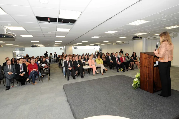 Secretária Renata Vilhena disse que as parcerias com entidades representou um avanço administrativo