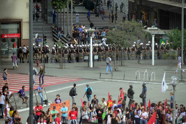 Ação policial na Praça Sete tem como objetivo proteção e garantia da segurança para a população