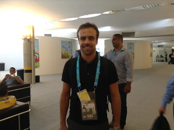 O ex-jogador Roger Flores também passou pelo Centro de Mídia do Mineirão e elogiou o Mundial