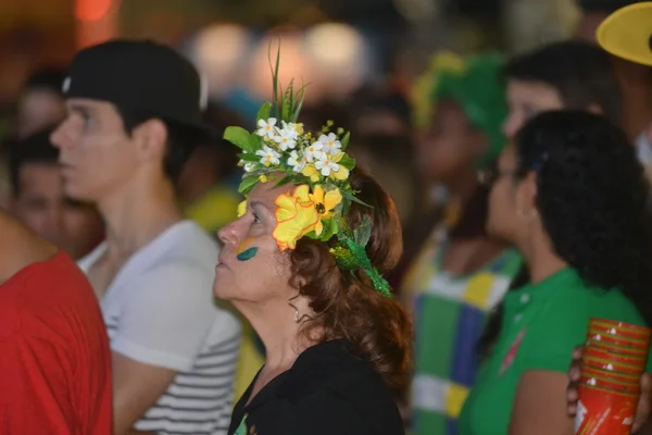 Mais de 20 mil torcedores acompanham as partidas da Copa do Mundo e a programação cultural do evento