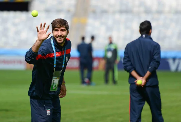 Equipe realizou o reconhecimento do gramado no Mineirão