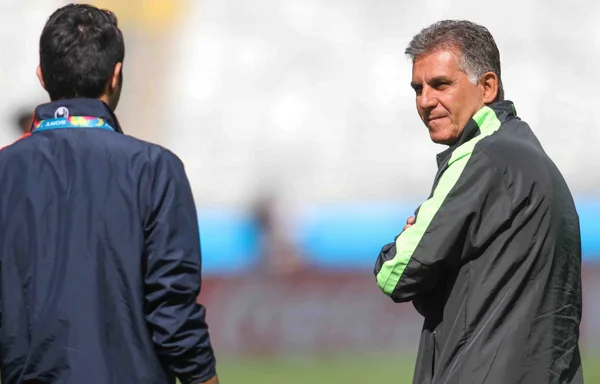 Equipe realizou o reconhecimento do gramado no Mineirão