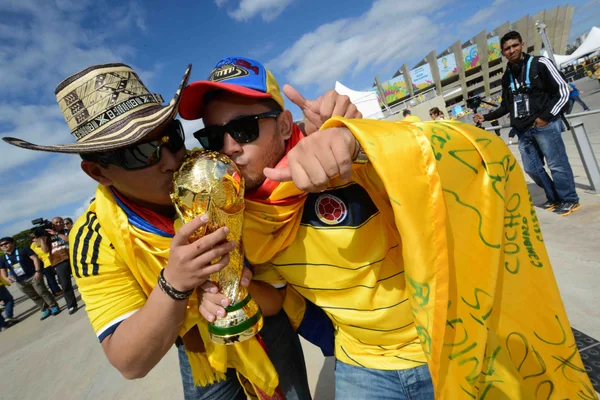 Torcedores de diversas partes do mundo se reúnem em BH durante a Copa