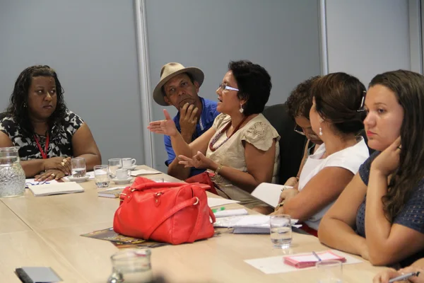 Reunião para discutir a educação no campo abriu diálogo com os movimentos