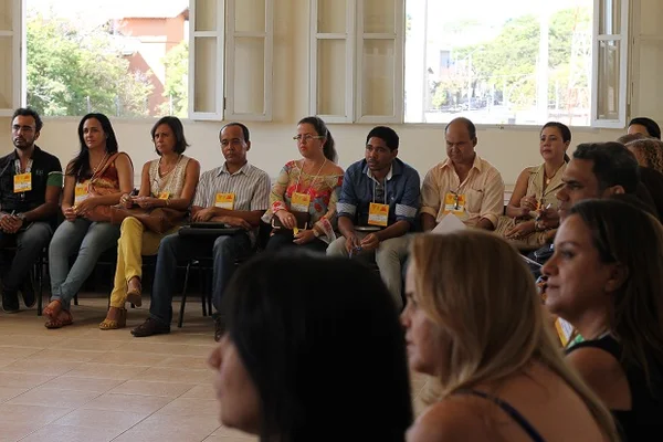 O movimento quer trazer o adolescente que está fora da escola de volta aos estudos