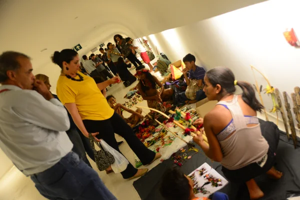 Exposição de artigos indígenas na Cidade Administrativa de Minas Gerais