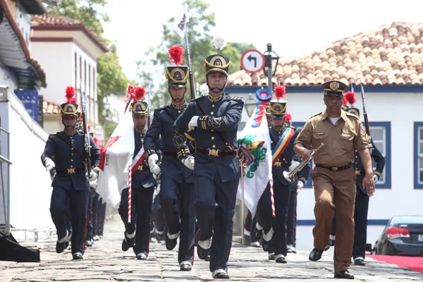 Este ano, foram agraciadas 86 personalidades que contribuíram para o desenvolvimento de Minas