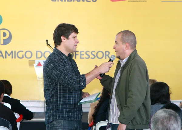 Edgard Piccoli (E) durante o evento no Plug Minas, em Belo Horizonte