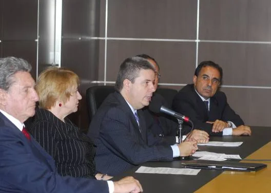 Governador Antonio Anastasia em pronunciamento na solenidade
