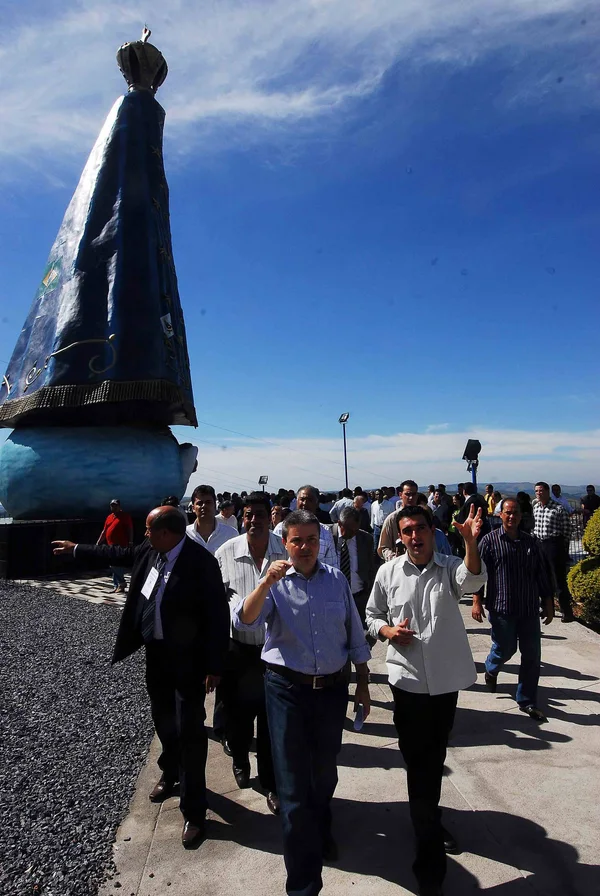 Governador Antonio Anastasia visitou o Santuário de Nossa Senhora Aparecida