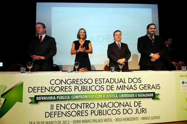 Governador foi homenageado com o Colar de Mérito “Umbelina Lopes”