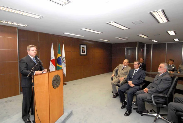 Cerca de R$ 278,4 milhões serão investidos em mobilidade urbana, afirmou o governador