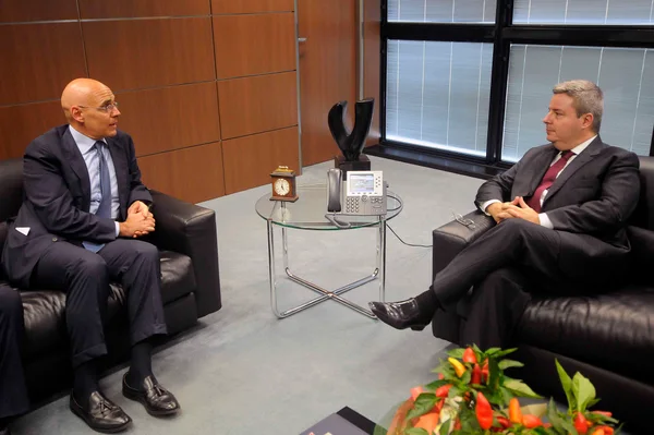 O embaixador da Itália no Brasil, Raffaele Trombetta, e o governador Antonio Anastasia