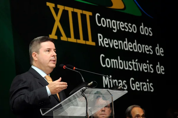 Antonio Anastasia durante pronunciamento na abertura do congresso