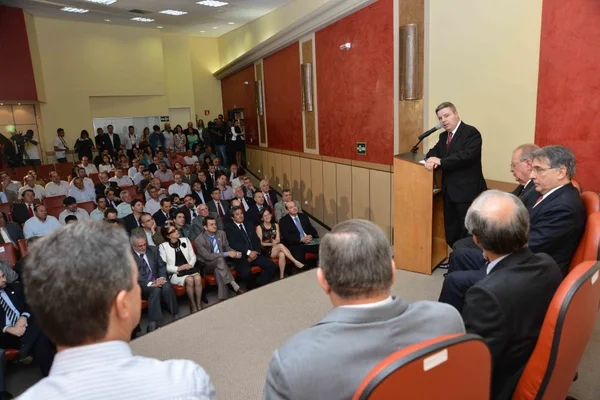 Governador afirmou que a instrução normativa é importante por ser uma reivindicação de décadas dos p