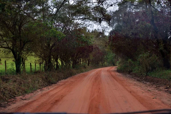 Caminhos de Minas: Alto do Rio Doce – Dores do Turvo