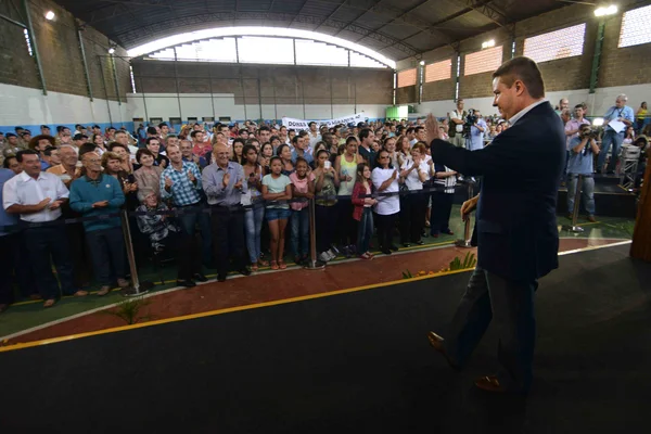  Inauguração quadra poliesportiva Walter Martins