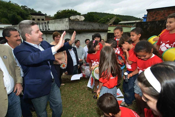 Governador participa de solenidade na cidade de Alto Rio Doce