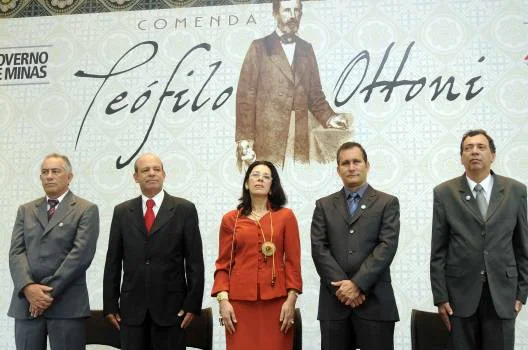 Solenidade de entrega da Comenda de Teófilo Ottoni