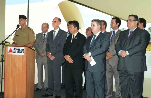 O comandante da PM, coronel Márcio Martins Sant'Ana, destacou a importância dos novos veículos
