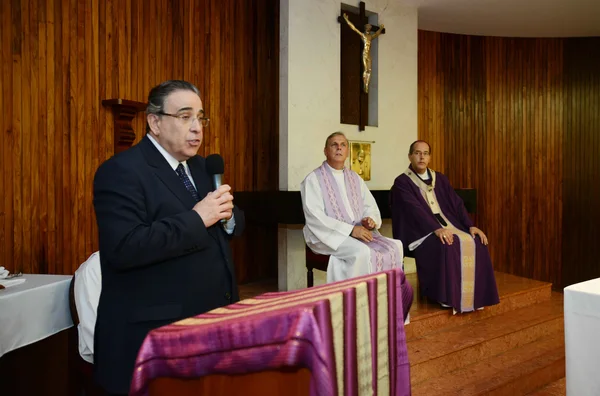 Missa foi presidida por Dom Walmor Oliveira de Azevedo na Capela do Palácio da Liberdade