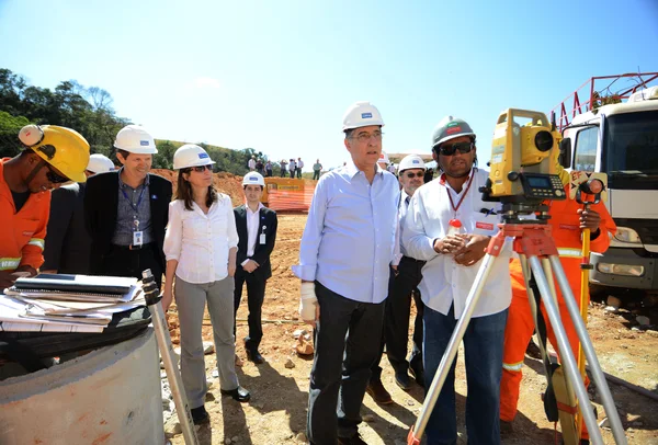 Pimentel visita obras de captação do Rio Paraopeba e garante fornecimento de água para a RMBH