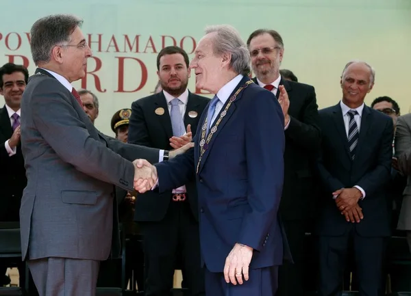 O presidente do STF Ricardo Lewandowski foi condecorado com o Grande Colar