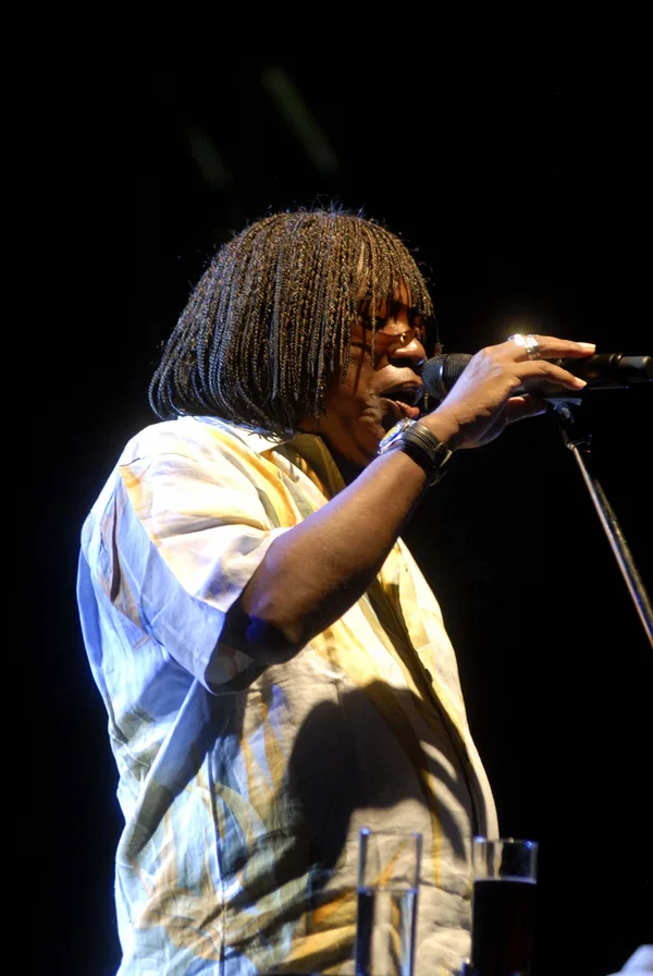 Músico Milton Nascimento se apresentou na inauguração do Circuito Cultural