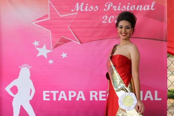 A terceira colocada do Miss Prisional RMBH, a detenta Rayana Karolina Damasceno, de 25 anos
