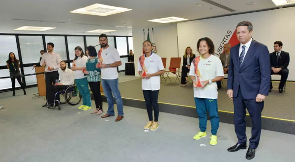 Estado apresenta beneficiários do programa Bolsa Atleta e Bolsa Técnico
