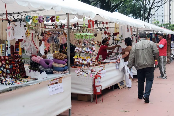 Feira Estadual de Economia Popular Solidária oferece diversidade de produtos em BH