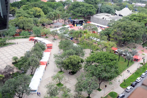 Feira Estadual de Economia Popular Solidária oferece diversidade de produtos em BH