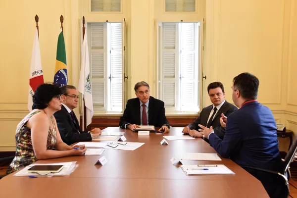 Fernando Pimentel reúne secretários para reforçar ações de combate à febre amarela