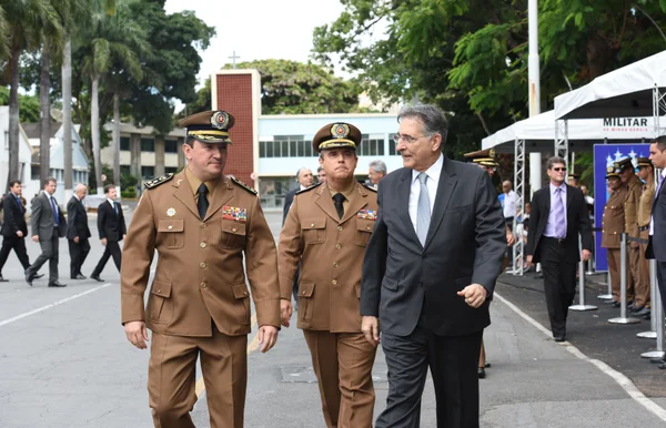 Fernando Pimentel preside cerimônia de troca de comando da Polícia Militar de Minas Gerais