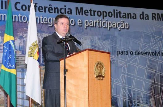 Governador durante pronunciamento na Conferência Metropolitana da RMBH