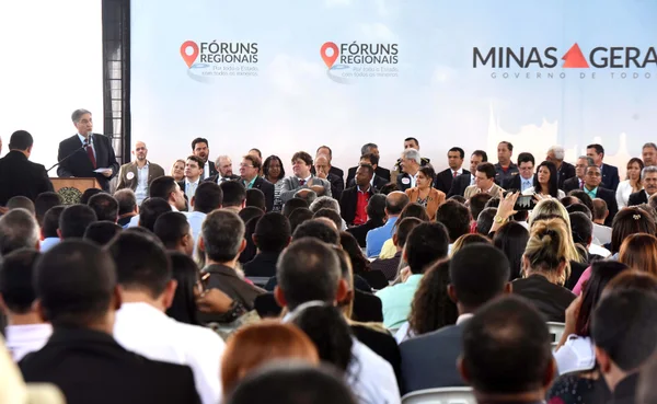 Governador anuncia investimentos durante Fórum Regional de Governo em Nanuque