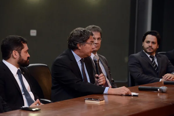 Estado lança sistema de tramitação eletrônica de documentos
