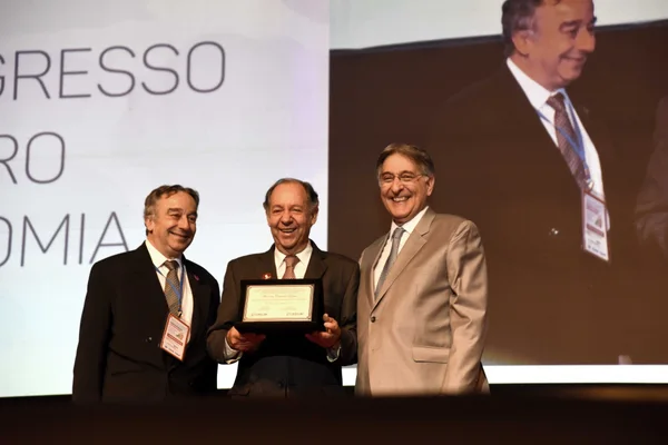 Fernando Pimentel participa de Congresso Brasileiro de Economia em Belo Horizonte