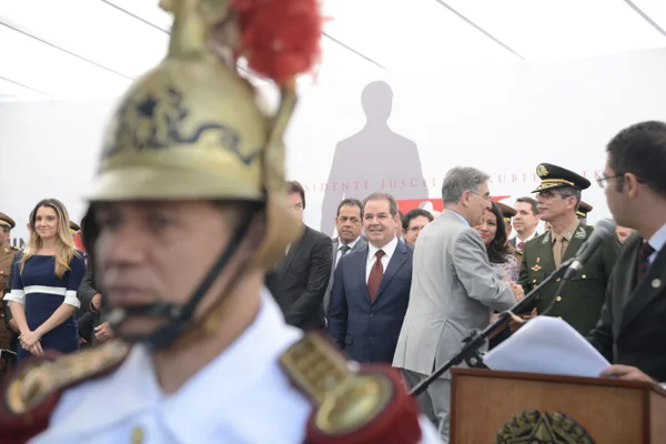 Governo de Minas Gerais entrega Medalha JK em Diamantina