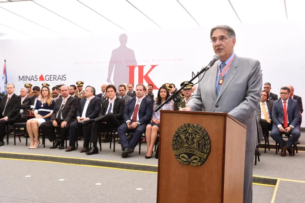 Governo de Minas Gerais entrega Medalha JK em Diamantina